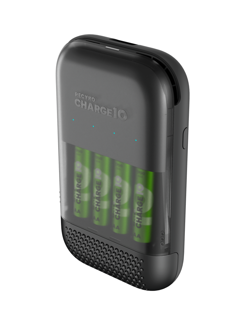 GP Recyko Charge 10 Ultra-Fast Charger S491 with 4 x AA 1700mAh NiMH Batteries